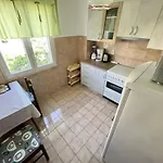Mary Loo Rab דירה Palit