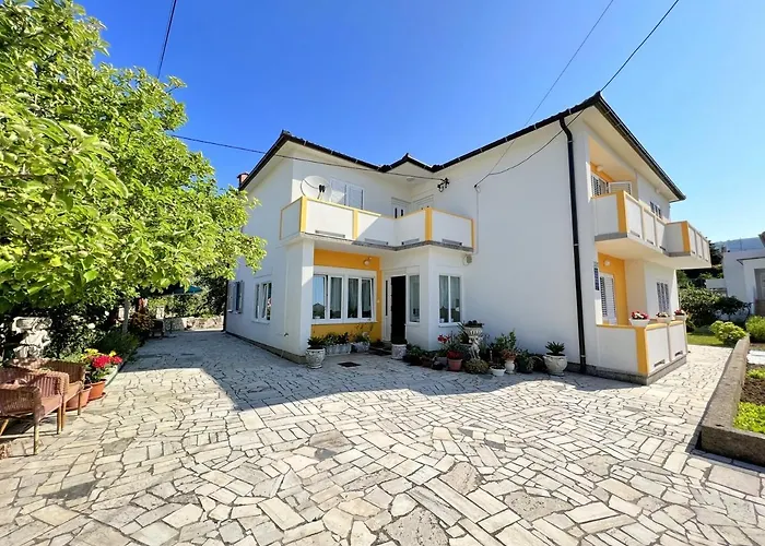 Appartement Mary Loo Rab *