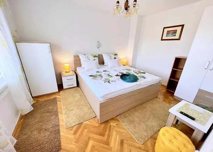 Mary Loo Rab Appartement *