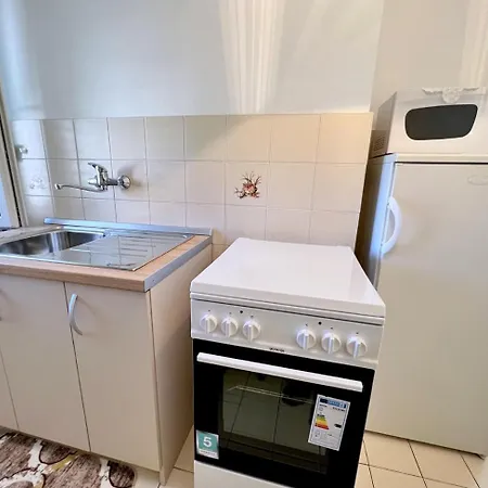 Apartament Mary Loo Rab